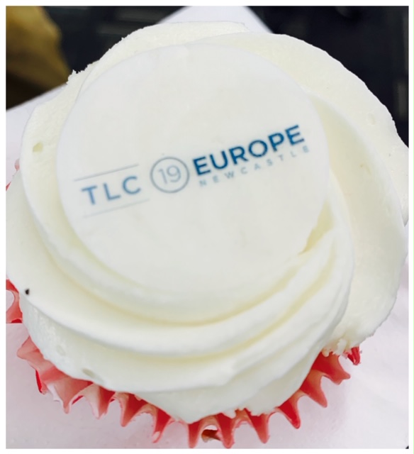 Blackboard TLC cupcake